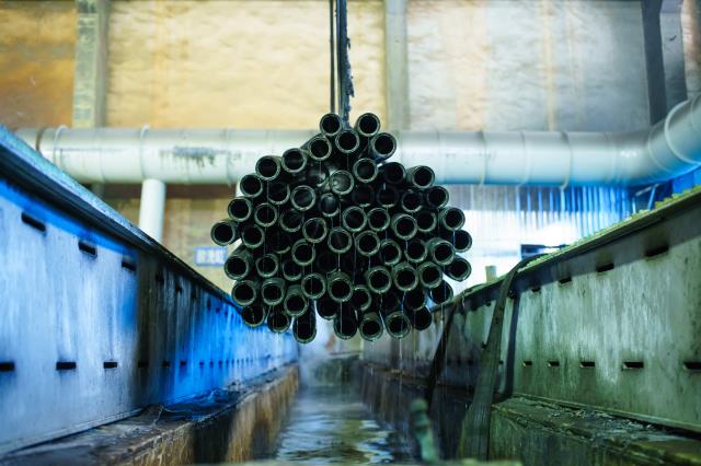 Đâu là nhà sản xuất ống thép liền mạch với quy trình và thiết bị sản xuất hoàn chỉnh ở Trung Quốc?